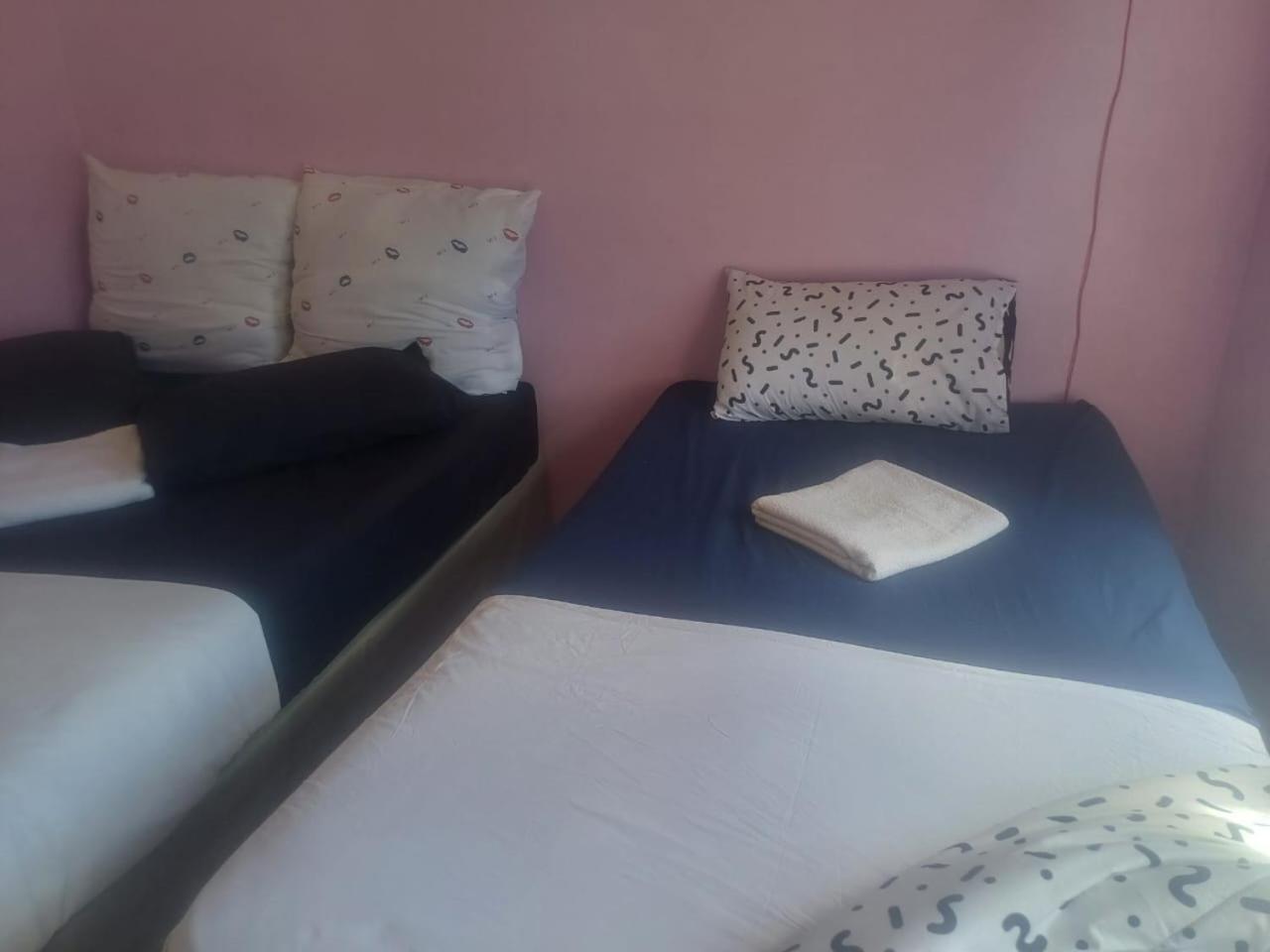 Kempton Park Lodge Birch Acres Kempton Park Bagian luar foto