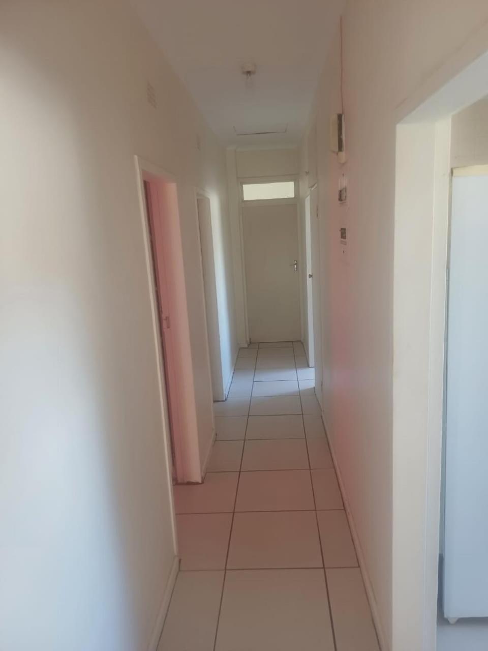 Kempton Park Lodge Birch Acres Kempton Park Bagian luar foto