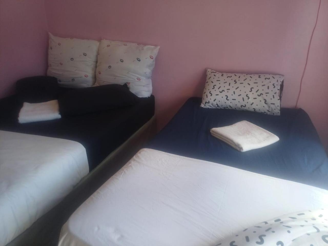 Kempton Park Lodge Birch Acres Kempton Park Bagian luar foto
