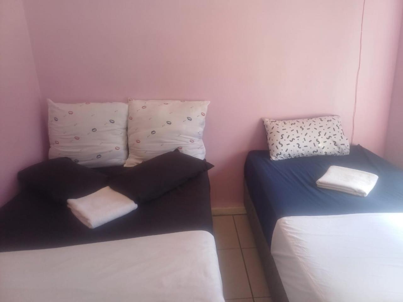 Kempton Park Lodge Birch Acres Kempton Park Bagian luar foto