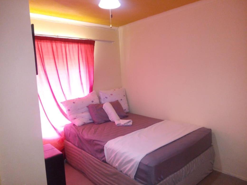 Kempton Park Lodge Birch Acres Kempton Park Bagian luar foto